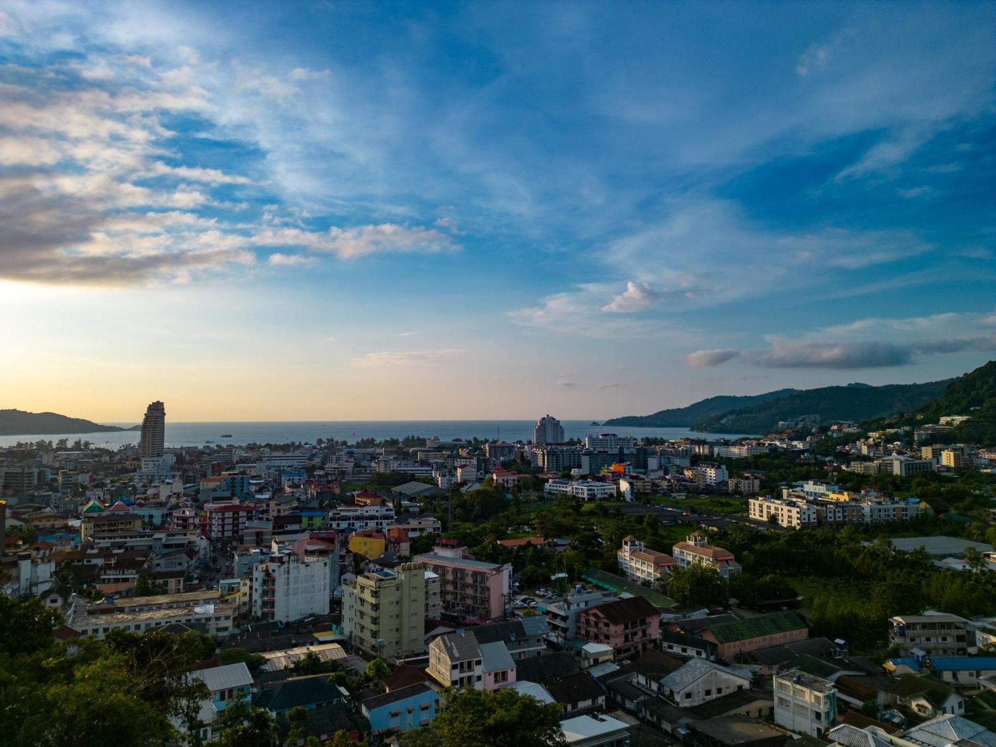 别墅 私人泳池 芭东海景 绝美落日 四卧别墅 Patong